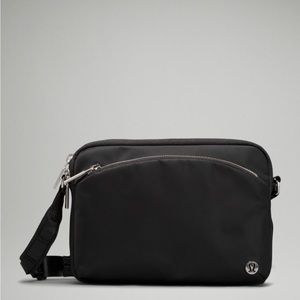 City Adventurer Crossbody Bag 2.5L